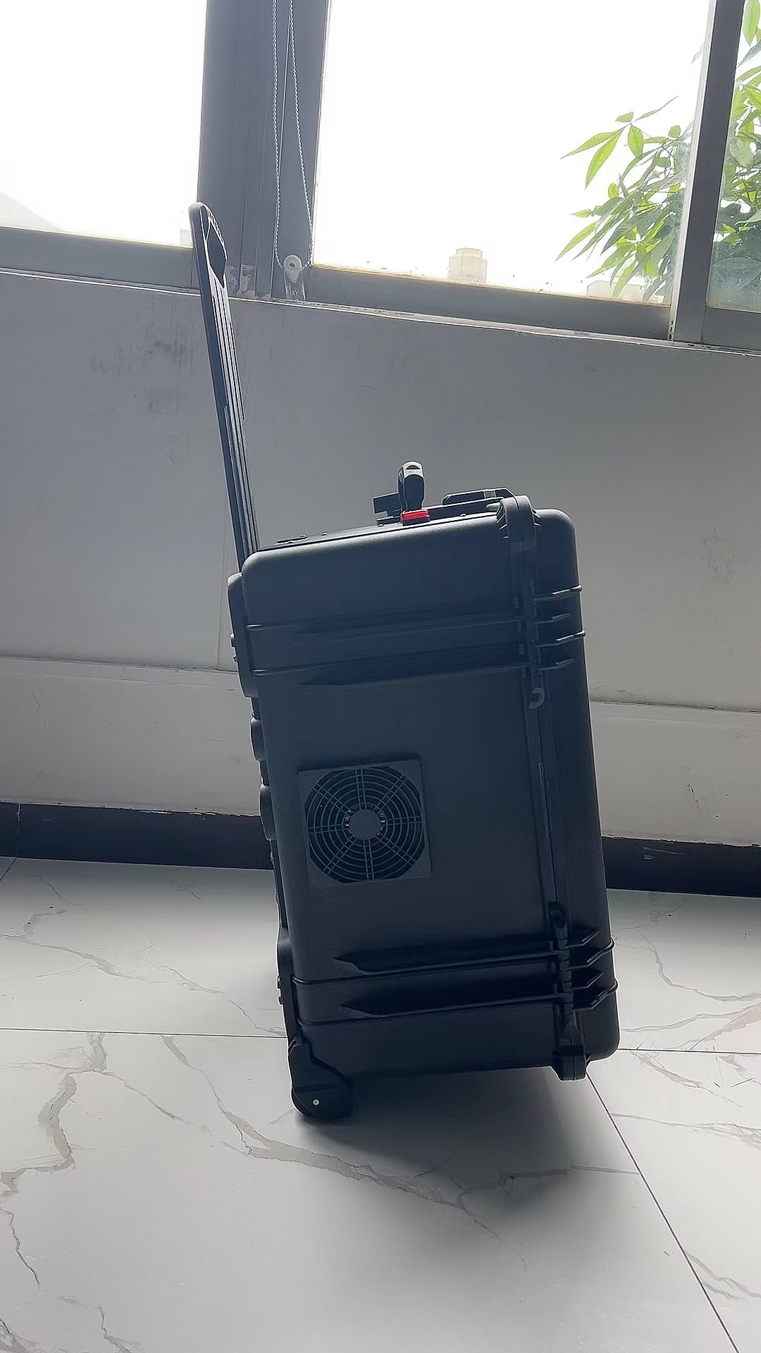 单县手拉箱型移动通信干扰器